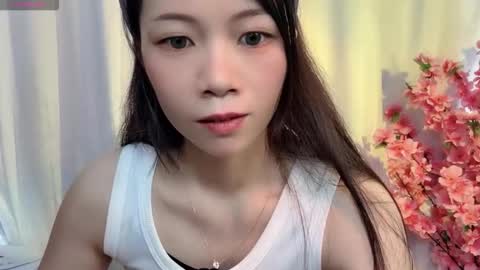 Snapshot of lynnalltop_165_keke chatting on 10/18/25, 01:41 lynnalltop_165_keke online show from 10/18/25, 01:41