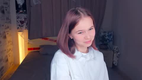 Snapshot of lynncozzy chatting on 11/12/25, 09:42 Cozy Lynns room online show from 11/12/25, 09:42