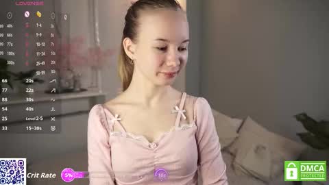 Lola online show from 10/15/25, 03:56