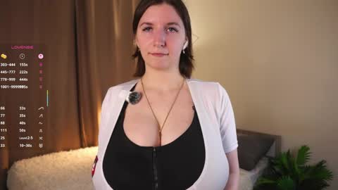 Lola online show from 03/25/26, 04:57