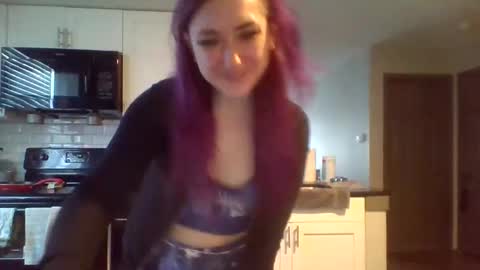 Lynn  online show from 02/04/26, 06:14