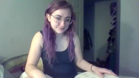 Lynn  online show from 02/22/26, 02:37