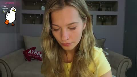 Lynn online show from 11/30/25, 04:00