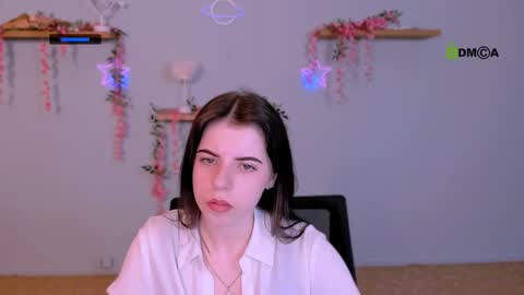 Snapshot of lyra_desire chatting on 05/21/26, 08:32 lyra_desire online show from 05/21/26, 08:32