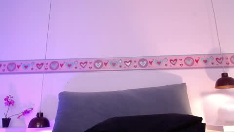 Snapshot of lyra_gh chatting on 12/26/24, 10:52 LYRA online show from 12/26/24, 10:52