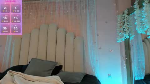 Snapshot of lyra_gh chatting on 12/19/25, 03:24 LYRA online show from 12/19/25, 03:24