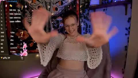 Lyra online show from 10/21/25, 10:38