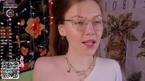 Lyra online show from 11/28/25, 12:24