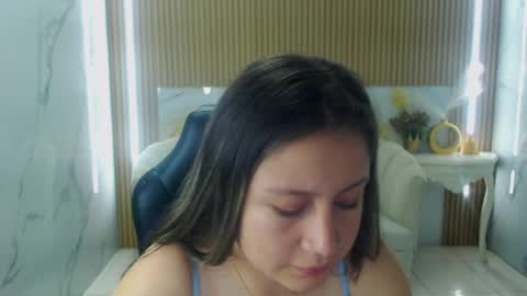 Snapshot of lyrafrost_s chatting on 05/23/26, 12:31 lyrafrost_s online show from 05/23/26, 12:31