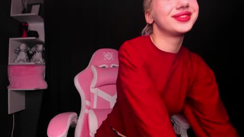 Lyra 3 online show from 05/29/26, 04:27