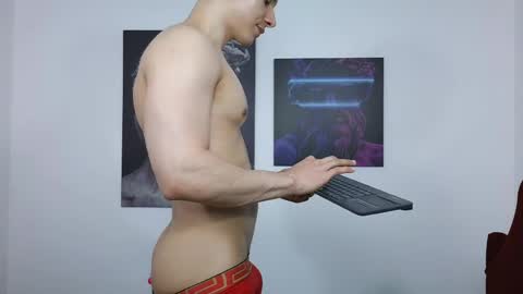 Snapshot of lysan_corv chatting on 04/18/26, 05:17 Lysan online show from 04/18/26, 05:17