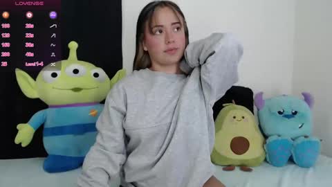 Snapshot of lyshana chatting on 12/05/24, 10:01 lyshana online show from 12/05/24, 10:01