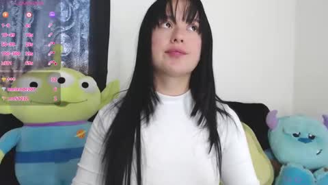 Snapshot of lyshana chatting on 01/12/25, 12:12 lyshana online show from 01/12/25, 12:12