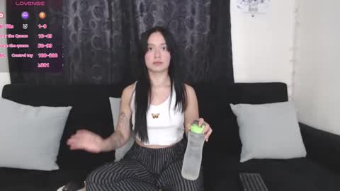 Snapshot of lyshana chatting on 03/07/25, 11:40 lyshana online show from 03/07/25, 11:40