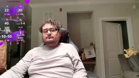 Snapshot of lyxx_2 chatting on 12/02/25, 01:11 lyxx_2 online show from 12/02/25, 01:11