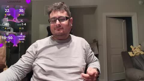 Snapshot of lyxx_2 chatting on 12/18/25, 01:55 lyxx_2 online show from 12/18/25, 01:55