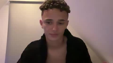  NEW   Leo  lz britboy online show from 03/05/25, 10:21