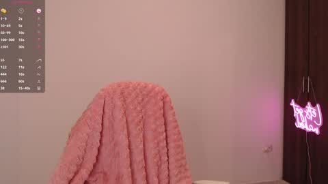 Snapshot of lzzyink chatting on 11/05/25, 12:54 lzzyink online show from 11/05/25, 12:54