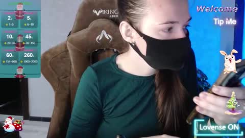 Snapshot of m00n8kiki chatting on 01/09/26, 06:27 Ksu online show from 01/09/26, 06:27