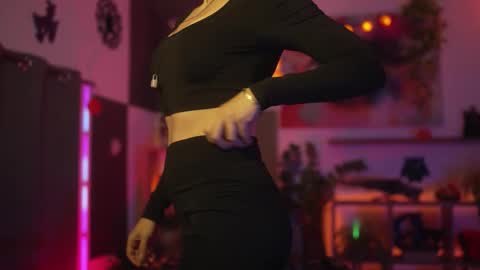 Snapshot of m1agarand chatting on 10/23/25, 09:02 M1A Dddy online show from 10/23/25, 09:02