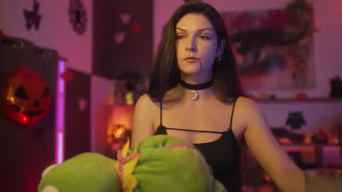 Snapshot of m1agarand chatting on 10/24/25, 08:49 M1A Dddy online show from 10/24/25, 08:49