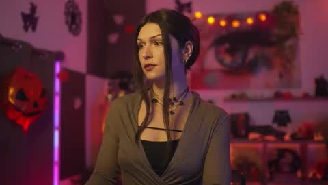 Snapshot of m1agarand chatting on 10/27/25, 10:14 M1A Dddy online show from 10/27/25, 10:14