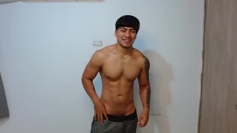 Snapshot of m1chaelx_ chatting on 03/11/26, 02:01 MICHAEL online show from 03/11/26, 02:01