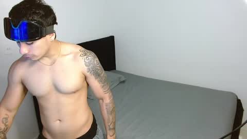 Snapshot of m1chaelx_ chatting on 04/05/26, 03:58 MICHAEL online show from 04/05/26, 03:58