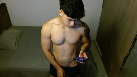 Snapshot of m1chaelx_ chatting on 04/11/26, 04:28 MICHAEL online show from 04/11/26, 04:28