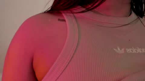 Emilia  online show from 04/10/26, 02:55