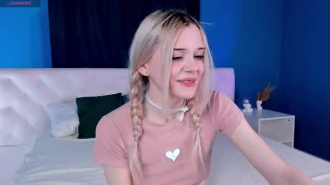 Mimi GTM1 0200am-0945am Mon Tue Wed Thu Fri online show from 03/15/26, 01:22