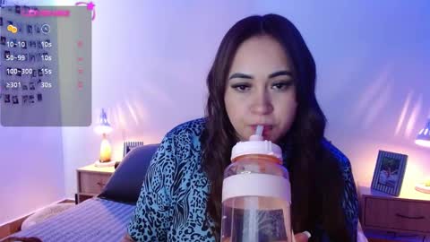 Snapshot of m33li chatting on 12/04/24, 06:28 Meli online show from 12/04/24, 06:28