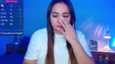 Snapshot of m33li chatting on 12/20/24, 02:52 Meli online show from 12/20/24, 02:52
