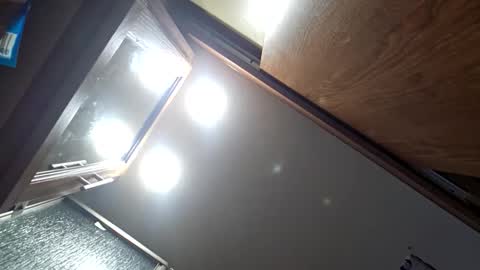 m44470 online show from 11/09/25, 03:49