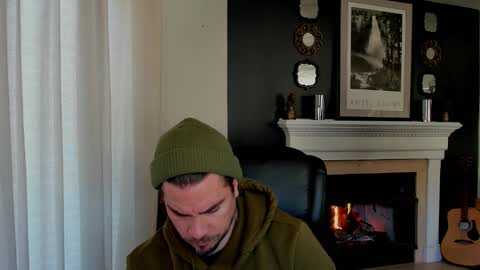 Snapshot of m4ck764561 chatting on 02/22/25, 07:14 m4ck online show from 02/22/25, 07:14