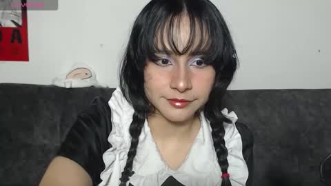 Snapshot of m4ng4b1tch chatting on 09/11/25, 08:47 m4ng4b1tch online show from 09/11/25, 08:47