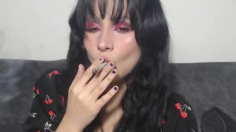 Snapshot of m4ng4b1tch chatting on 09/16/25, 07:53 m4ng4b1tch online show from 09/16/25, 07:53