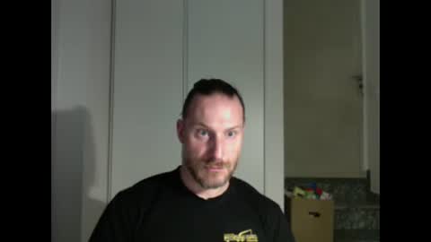Snapshot of m4rduk81 chatting on 12/02/24, 05:15 m4rduk online show from 12/02/24, 05:15