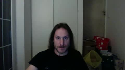 Snapshot of m4rduk81 chatting on 01/12/25, 10:33 m4rduk online show from 01/12/25, 10:33