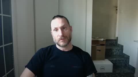 Snapshot of m4rduk81 chatting on 02/06/25, 02:26 m4rduk online show from 02/06/25, 02:26