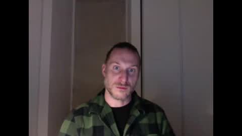 Snapshot of m4rduk81 chatting on 10/29/25, 05:36 m4rduk online show from 10/29/25, 05:36