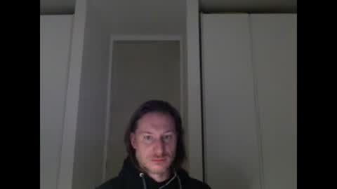 Snapshot of m4rduk81 chatting on 11/16/25, 06:08 m4rduk online show from 11/16/25, 06:08