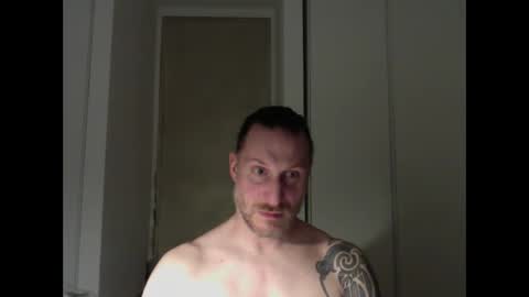 Snapshot of m4rduk81 chatting on 02/19/26, 08:27 m4rduk online show from 02/19/26, 08:27