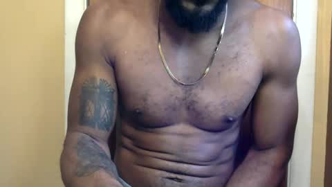 Snapshot of m4st3rmarcus chatting on 02/11/25, 07:27 Marcus Black online show from 02/11/25, 07:27