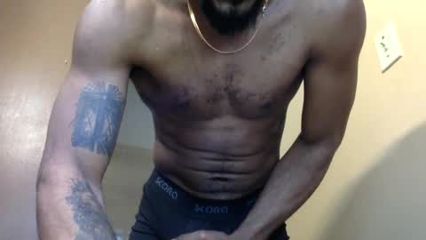 Snapshot of m4st3rmarcus chatting on 02/19/25, 03:27 Marcus Black online show from 02/19/25, 03:27