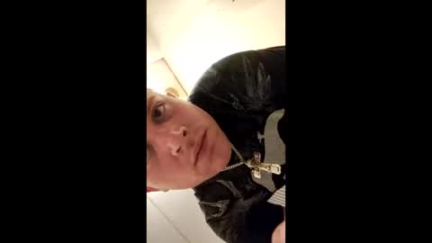 Snapshot of m831481 chatting on 09/25/25, 05:49 Hotandhairy online show from 09/25/25, 05:49