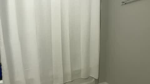 Snapshot of m_d_fl chatting on 02/15/26, 12:51 MD online show from 02/15/26, 12:51