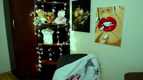 Vikki online show from 02/04/25, 11:38