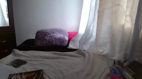 maaddy_thompson online show from 02/04/26, 08:36