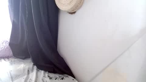 maaddy_thompson online show from 03/27/26, 07:57